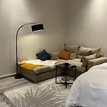 استديو هادئ وجميل