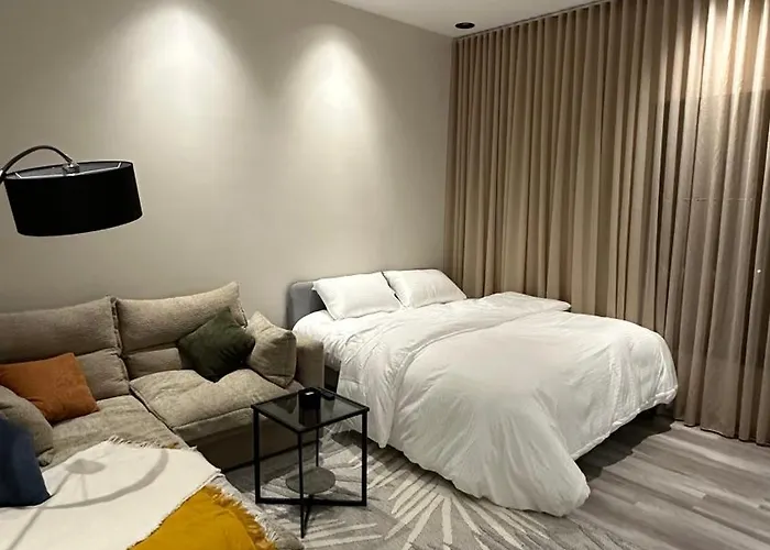 استديو هادئ وجميل